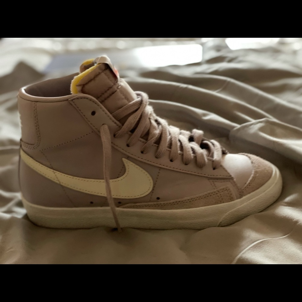 Nike women’s shoes
